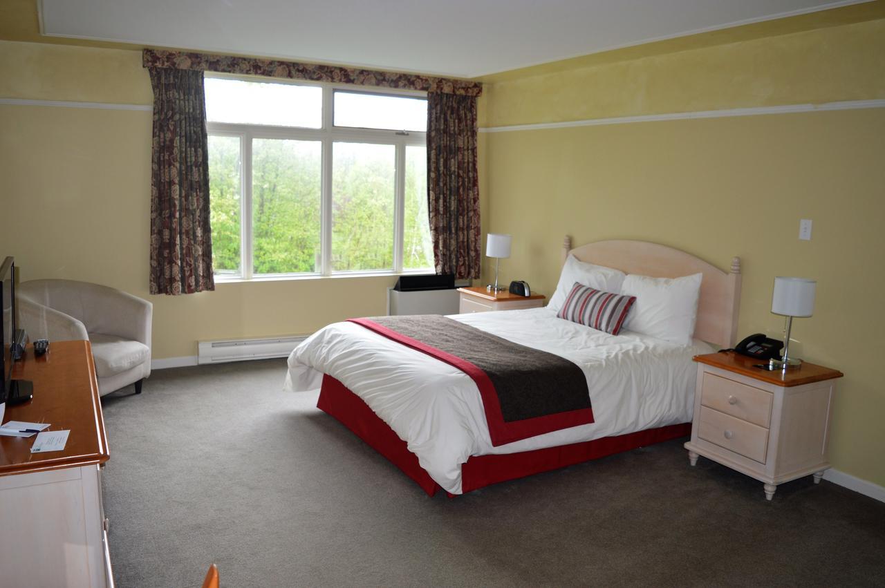 Au Petit Berger Hotel 3*