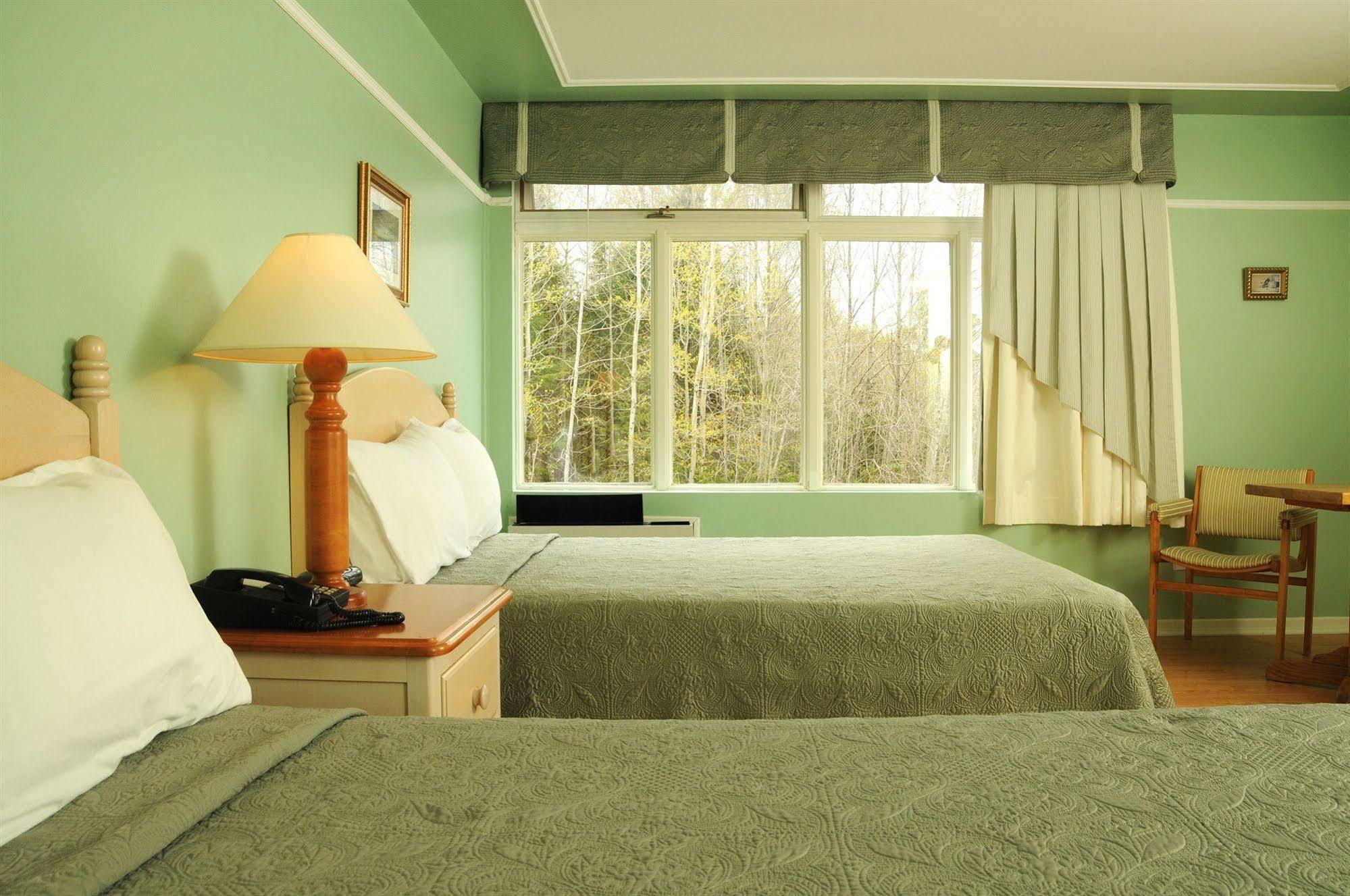 Hotel Au Petit Berger La Malbaie